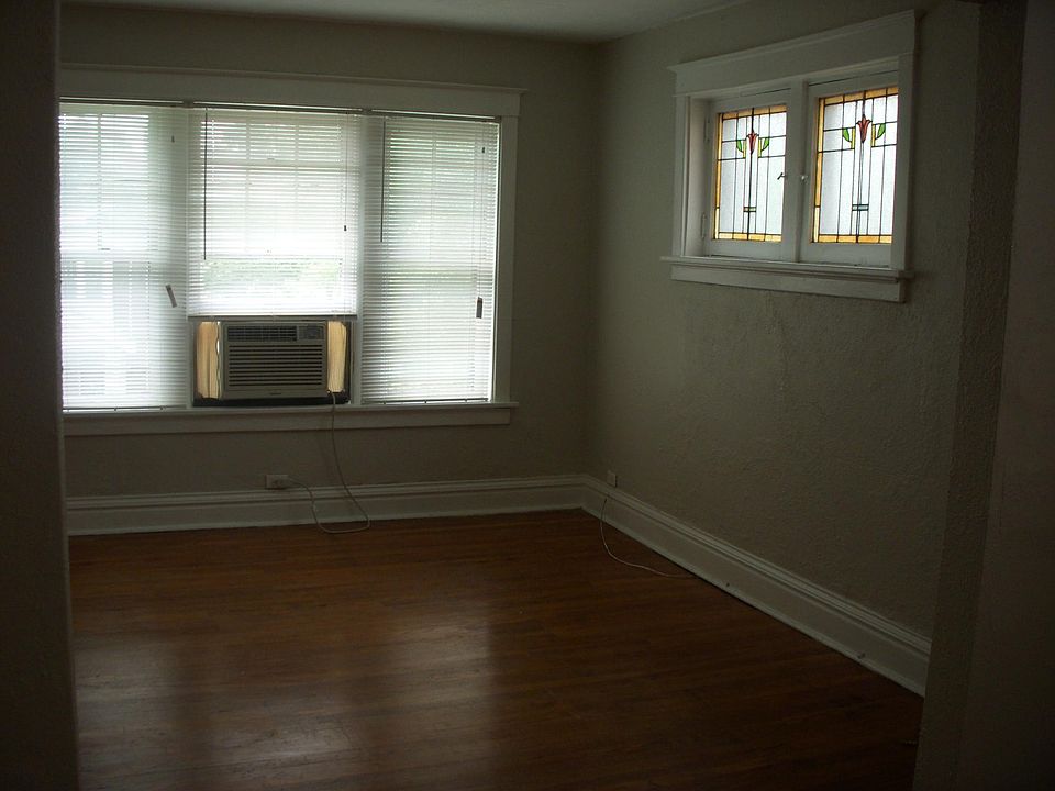 1st image of 5329 Bancroft Ave APT 1E