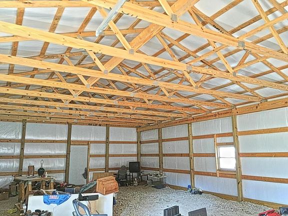 Insulated 28X48 Garage