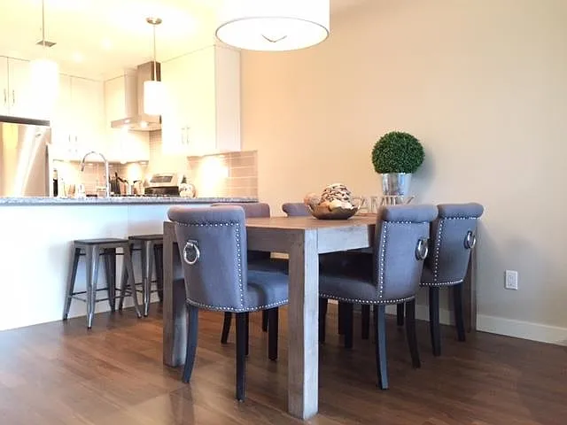 2 bed, 904 sqft, $3,000 — Photo 4