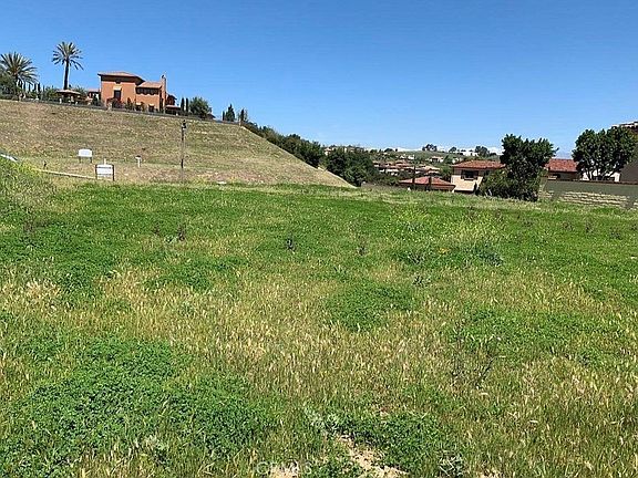 2nd image of 2291 Verona Ct #115