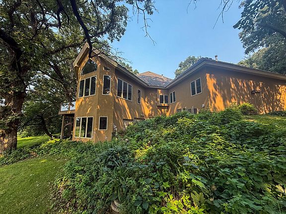 3rd image of 1837 NE 44th Ave