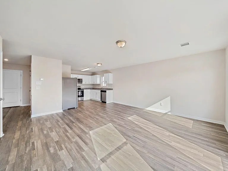 1116 Richard St — Photo 14