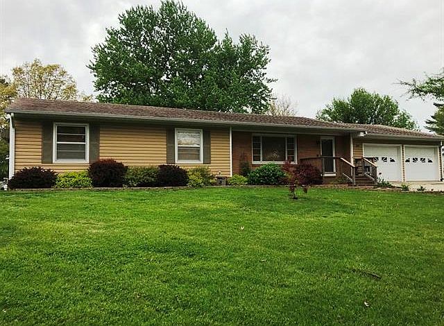 1st image of 419 Town And Country Ln