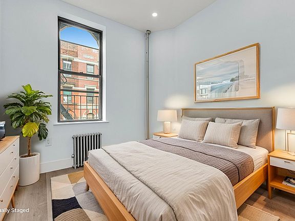 3rd image of 248 Broome St APT 13