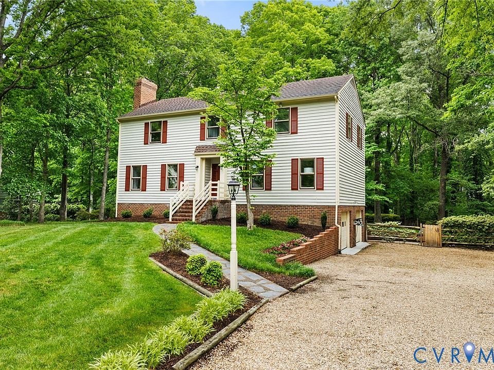 1st image of 1723 Cloister Dr