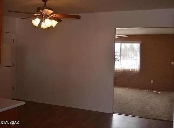 2nd image of 6709 E Victoria St