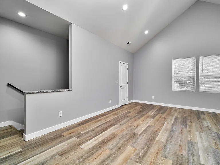 415 N Dequincy St #B — Photo 15