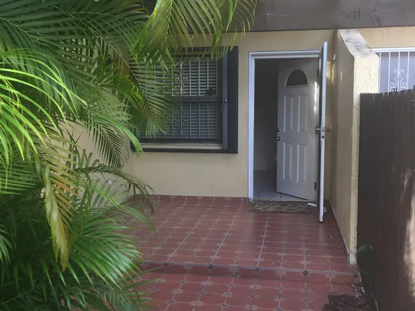10070 NW 9th Street Cir APT 102, Miami, FL 33172