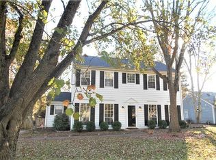 8614 Golf Ridge Dr, Charlotte, NC 28277