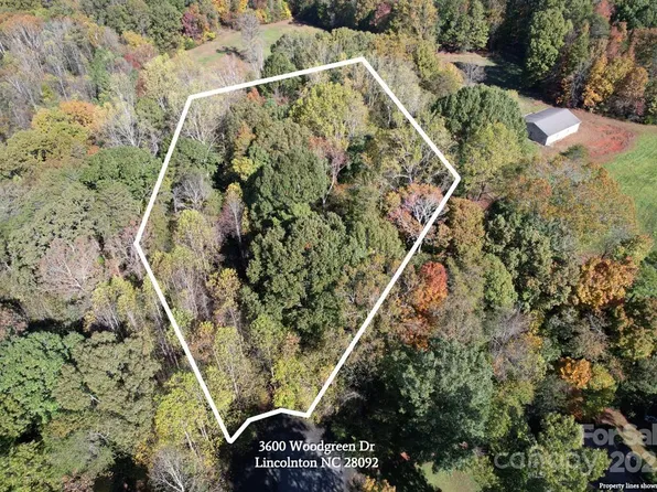 3600 Woodgreen Dr, Lincolnton, NC 28092