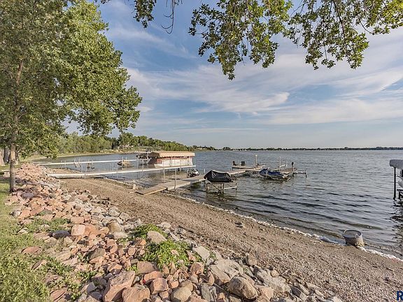 5th image of 6719 Wentworth Park Dr