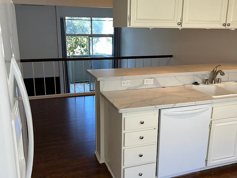 13240 Fiji Way #D — Photo 14