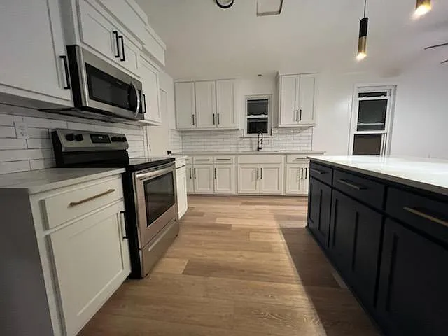 508 E Leroy St — Photo 9