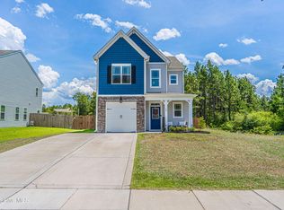 59 Walkabout Dr, Aberdeen, NC 28315