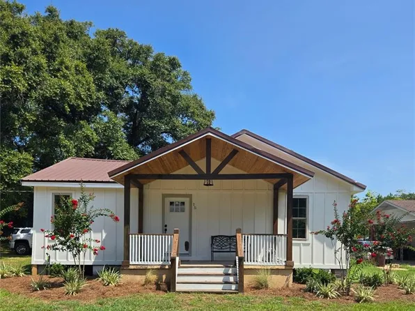 15 Oak Ave, Satsuma, AL 36572