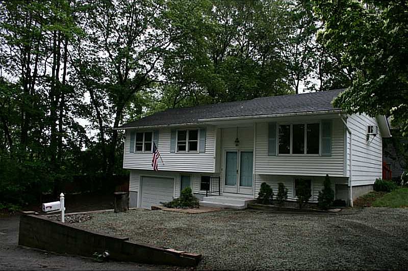1st image of 12 Vinton St