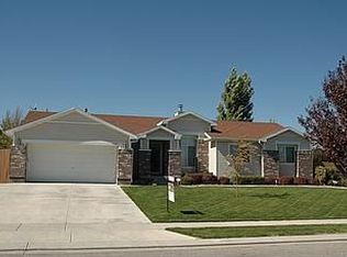 9122 Harkness Dr, West Jordan, UT 84088