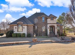 1270 Edinburgh Loop, Springdale, AR 72762