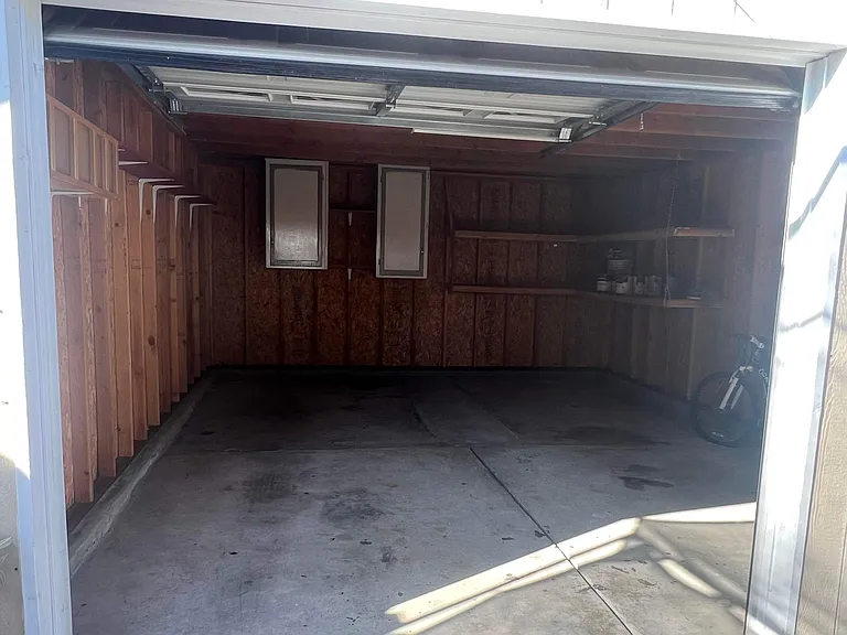 1023 Thomas Way — Photo 9