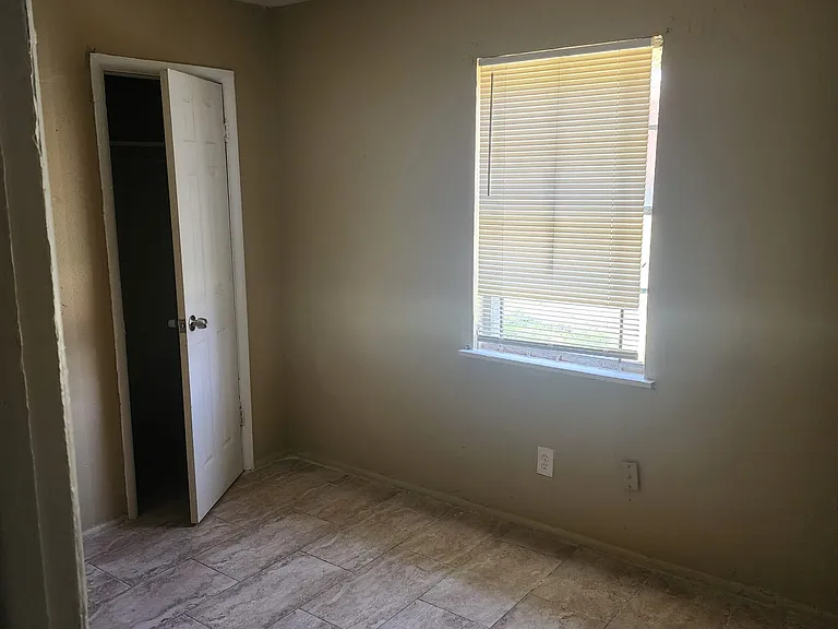 306 E Waldorf Ave #2 — Photo 9