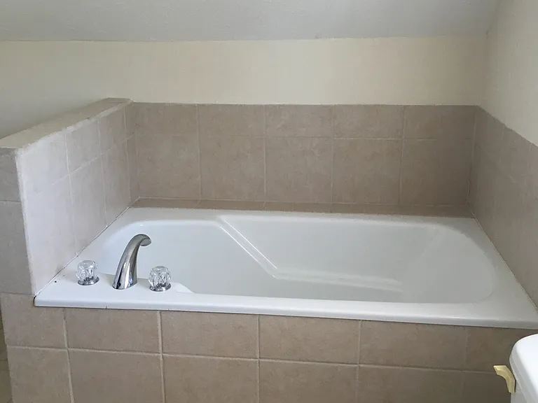 1507 Arling Ave — Photo 5