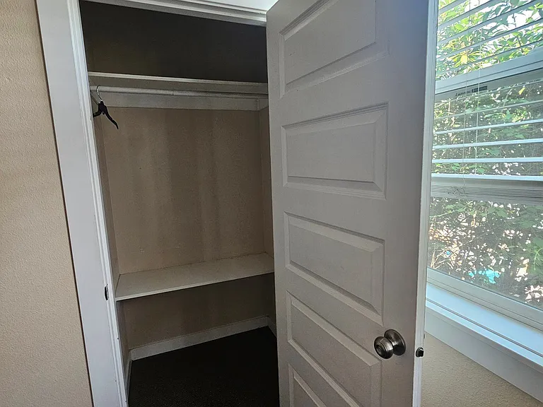 7703 N Hereford Ave — Photo 17