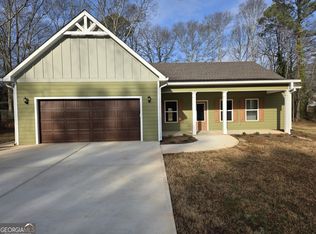 313 Redbud Dr, Barnesville, GA 30204