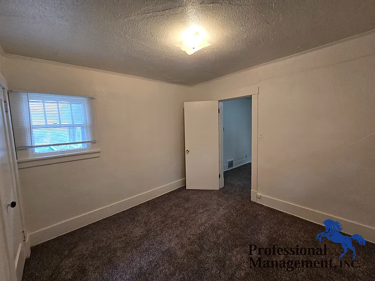 613 N 25th St #2 — Photo 6