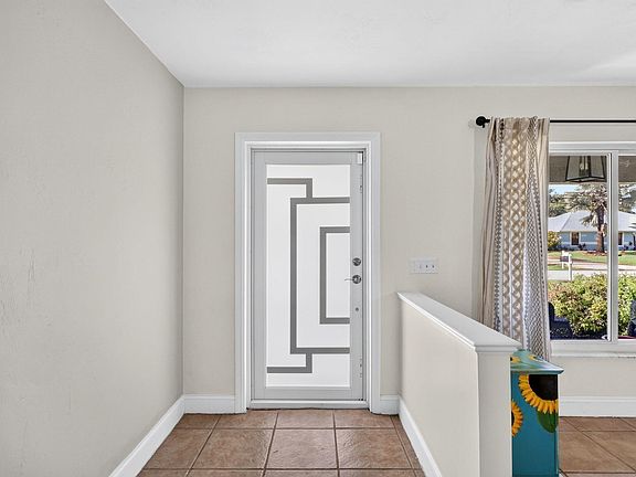 5th image of 2381 SE Delano Road