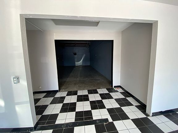 3rd image of 804B S Rogers St #804B