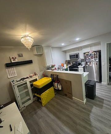 3rd image of 250 E 10th Ave #250