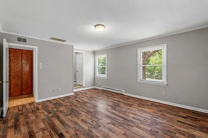 2309 Bridgette Blvd — Photo 5
