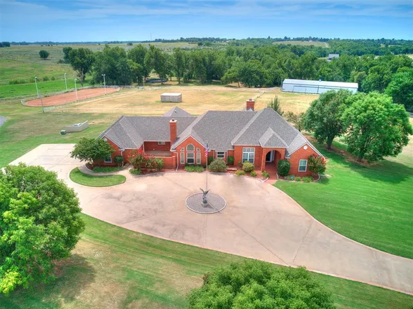 3160 Long Dr, Newcastle, OK 73065