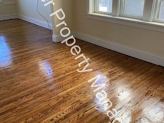 4th image of 2806-08 Osage St #1B-1BA-991SQFT