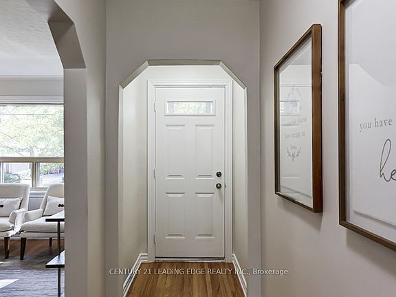 3rd image of 26 McGregor Rd