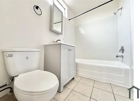 5059 W 20th St #1 — Photo 7