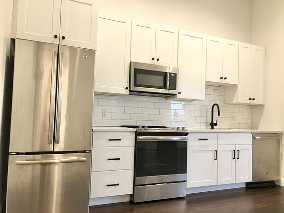 3rd image of 120 Washington St #39