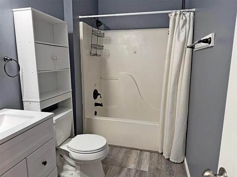 18374 Pine Post Ct — Photo 22