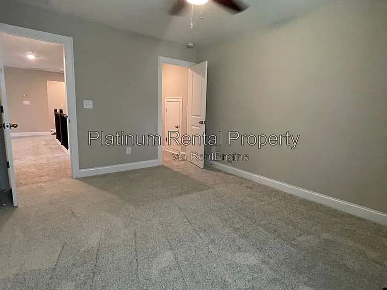 3215 Summerpoint Xing — Photo 68