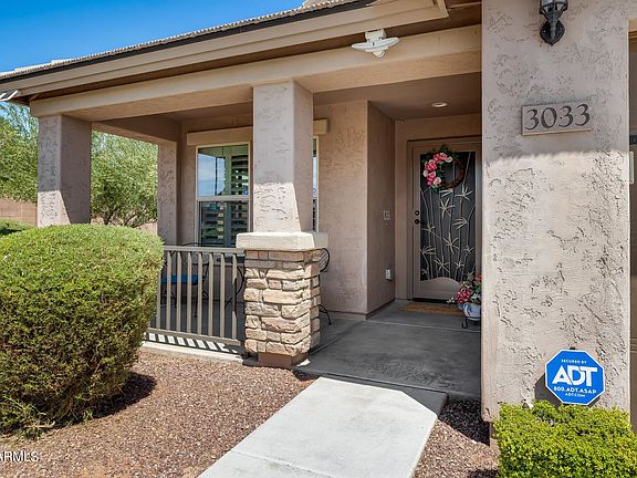 5th image of 3033 S 185th Dr