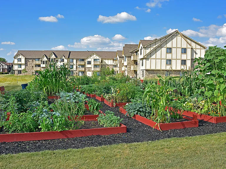 Thornridge Apartments — Photo 16