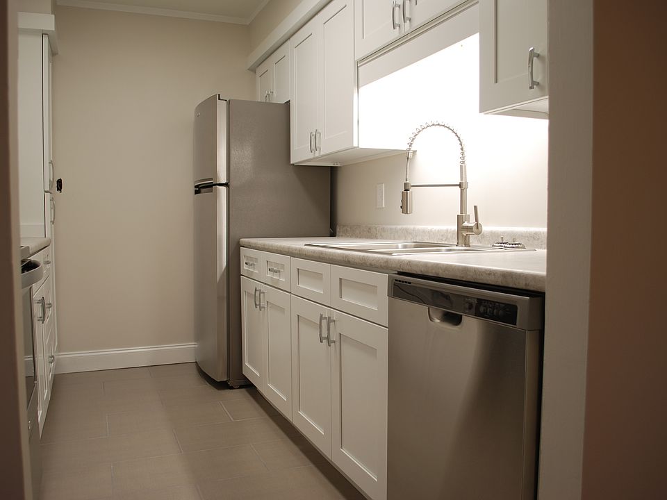 1st image of 446 Berlin Drive #162