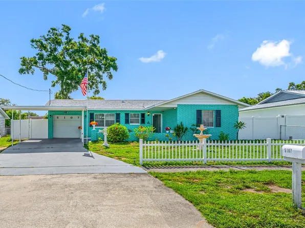 5107 Pine St, Seffner, FL 33584