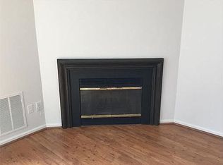 2212 Woodbridge Comns Way, Iselin, NJ 08830