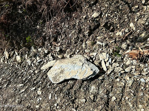 4th image of McJunkin Rd