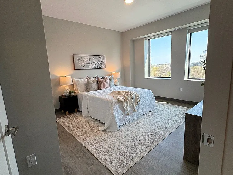 195 Dufferin Ave #813 — Photo 14
