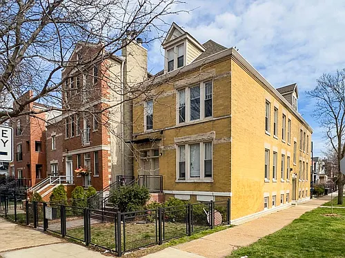 2835 N Damen Ave #R2 Photo 1