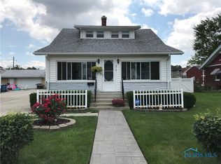 216 E Perry St, Walbridge, OH 43465