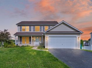 80 Longton Pl, West Henrietta, NY 14586