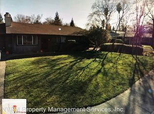 379 Gardenside Ct, Chico, CA 95973
